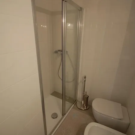 Luna דירה ליגננו סביאדורו