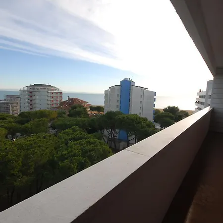 Luna Apartment *